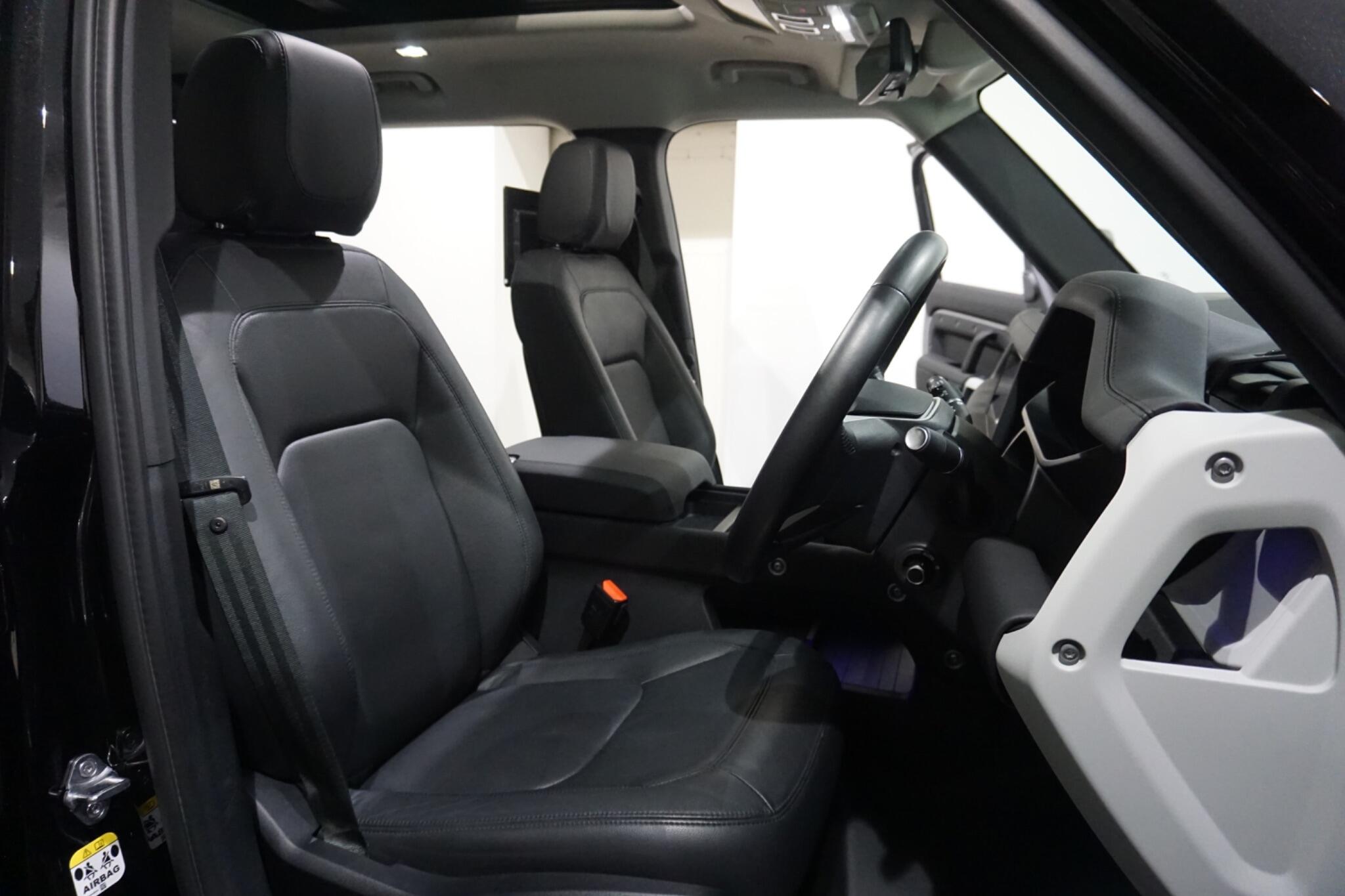 Land Rover Defender 110 3.0 D250 MHEV XS Edition SUV 5dr Diesel Auto 4WD Euro 6 (s/s) (250 ps)